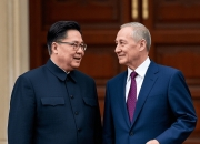 绍伊古抵达平壤，将与金正恩会面，并缅怀朝鲜战士