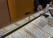 老凤祥(600612.SH)：下属控股子公司老凤祥有限拟设立全资子公司老凤祥香港公司