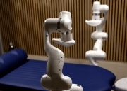 上篮有多酷？来看一看机器人篮球赛！