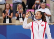 见“郑”历史！新王加冕！郑钦文女单摘金创造历史