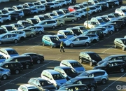 新车直降110万！超豪华车不香了？有经销商坦言：为应对销量下降压力！专家：应紧跟中国市场发展趋势