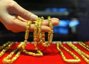 金价创新高，有人“套现买股票”！丨国庆消费调研