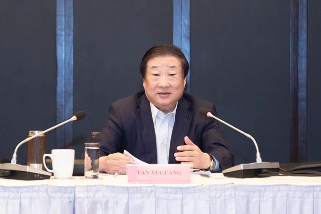 巍华新材：盈利能力远超同行上市企业，客户涵盖世界农化及医药巨头！精细化工迈向高端化，氟化工行业大有可为