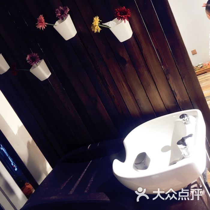 明远科技挂牌天府股交中心 开拓共享停车赛道