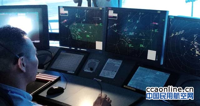 我国首次采用航空冰雷达开展典型冰川储量调查