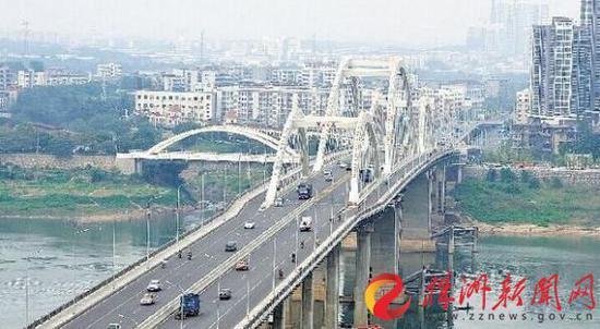 华升股份(600156.SH)：控股子公司与滨江记忆、芦淞集团参股合作成立芦淞1937