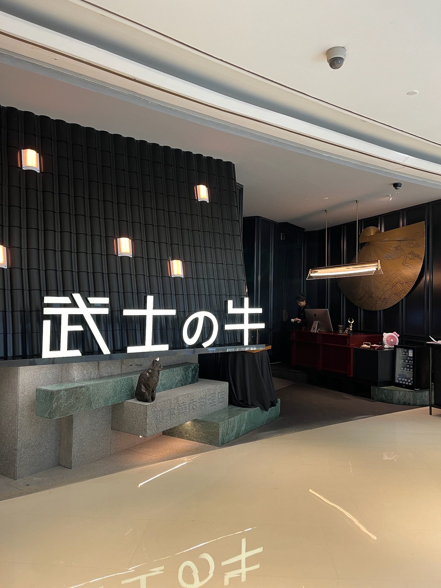 370家餐厅、57种菜系入选2025黑珍珠餐厅指南，地方特色美食成增长主力