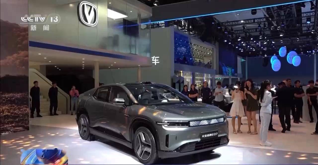 新能源车企的2024：留在桌子上比利润更重要