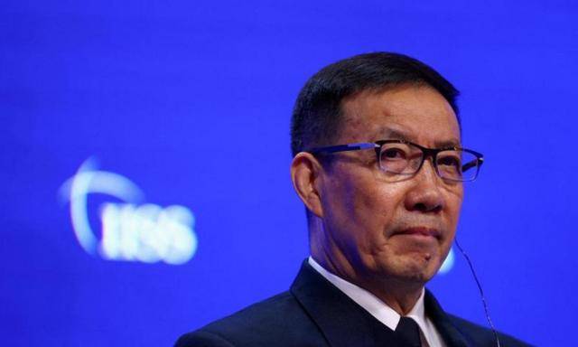 国防部长董军会见泰国军队最高司令