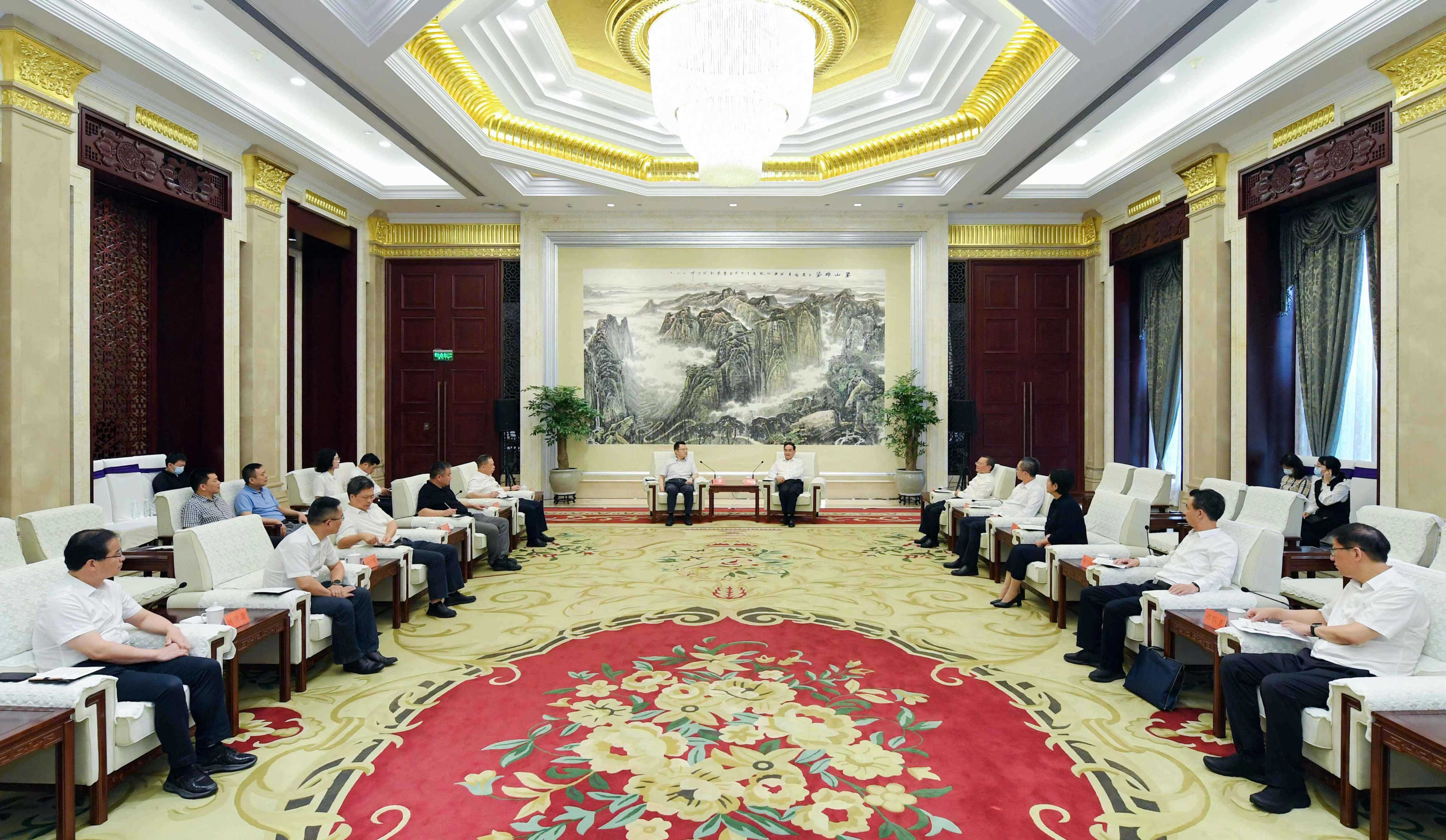 李云泽会见英中贸易协会主席古沛勤
