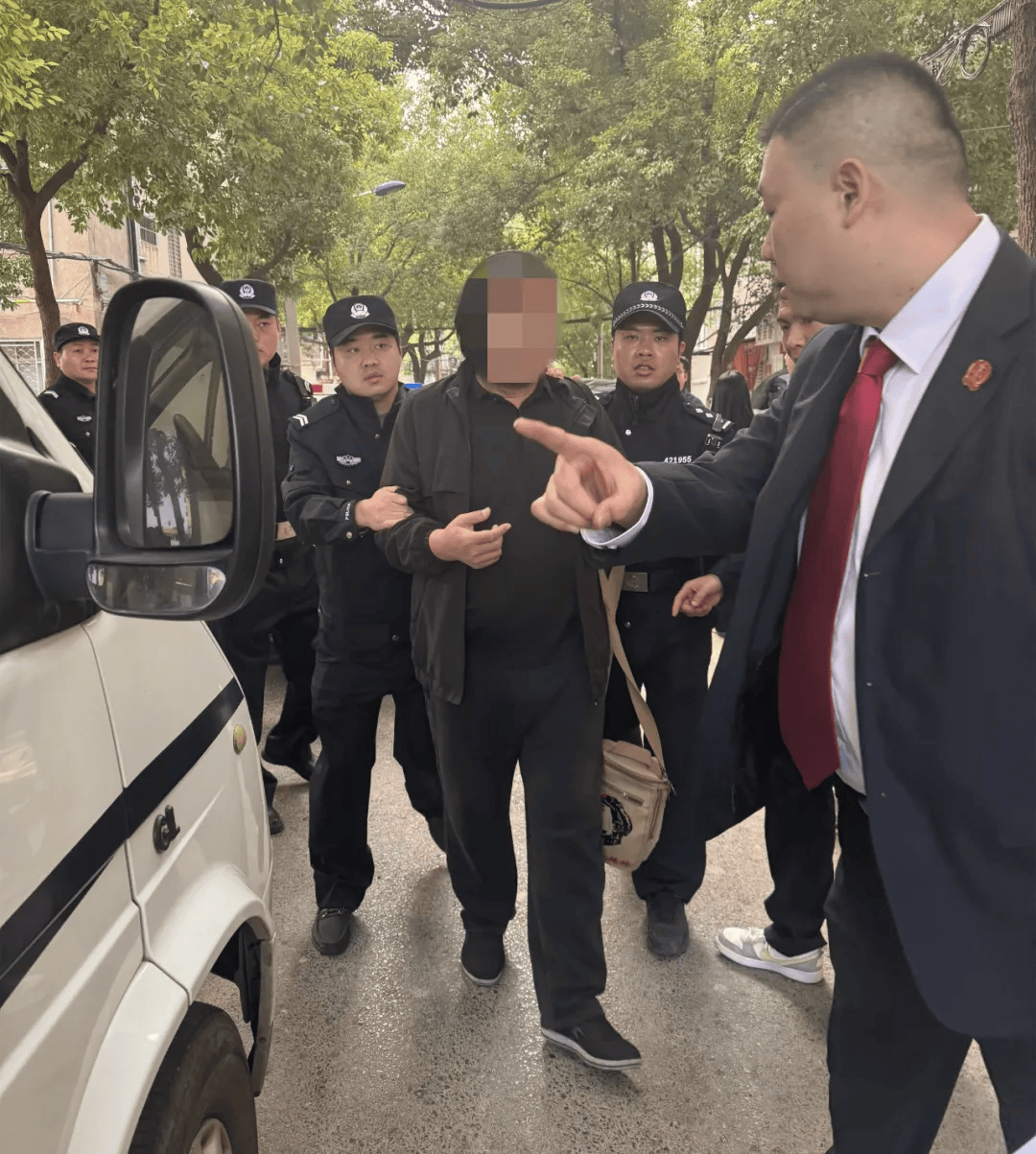 杉杉股份(600884.SH)：副董事长郑驹持有的181万股股票将被司法强制执行