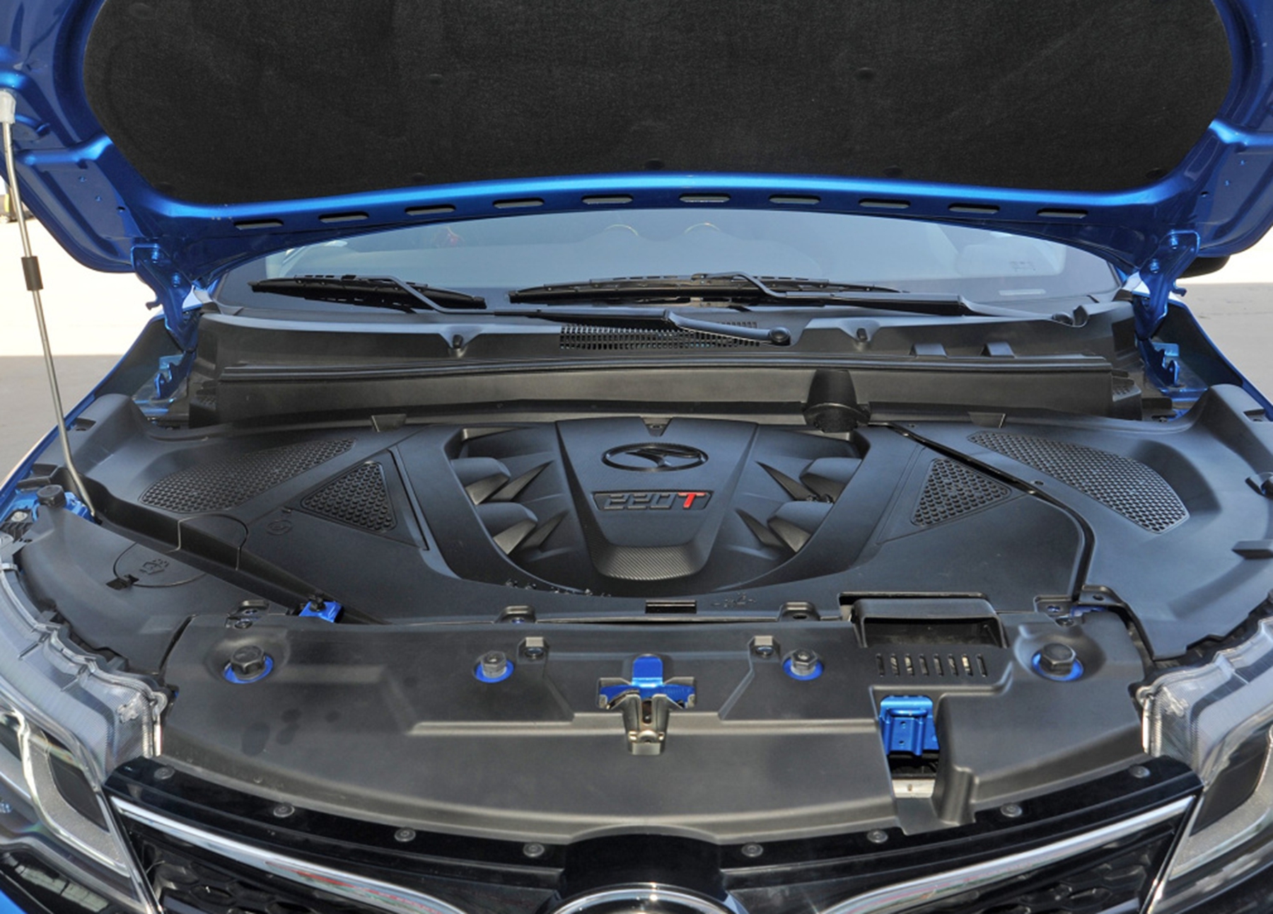 广汽集团获得外观设计专利授权：“发动机舱盖板”