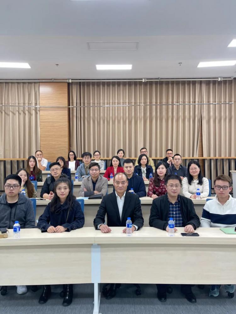 华荣股份：7月15日高管李妙华减持股份合计53.76万股