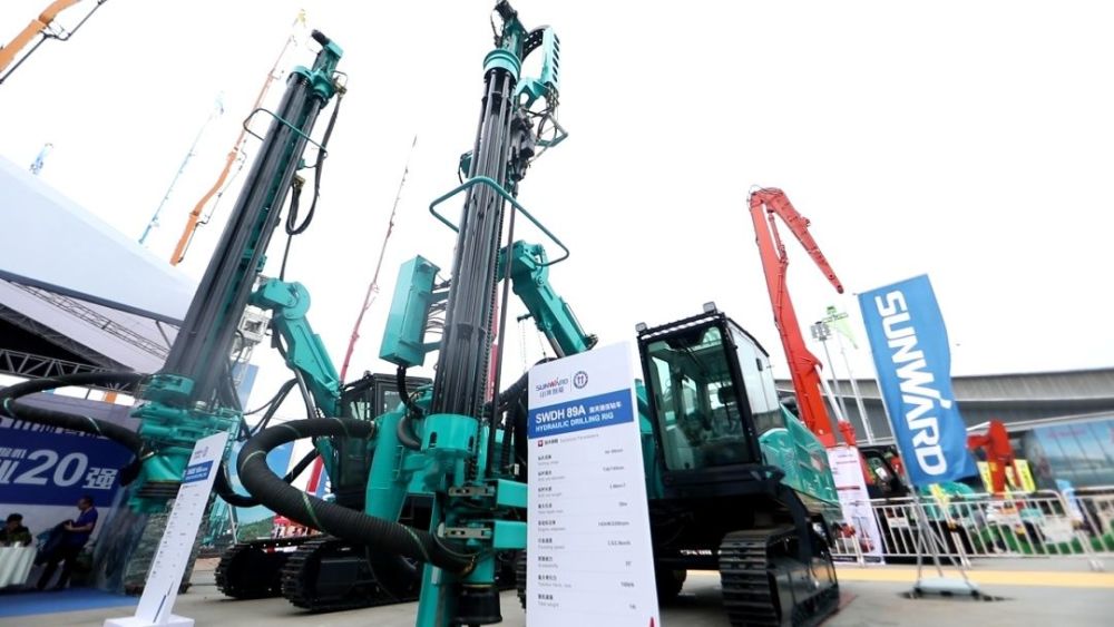 山河智能：12月26日高管朱建新增持股份合计4万股