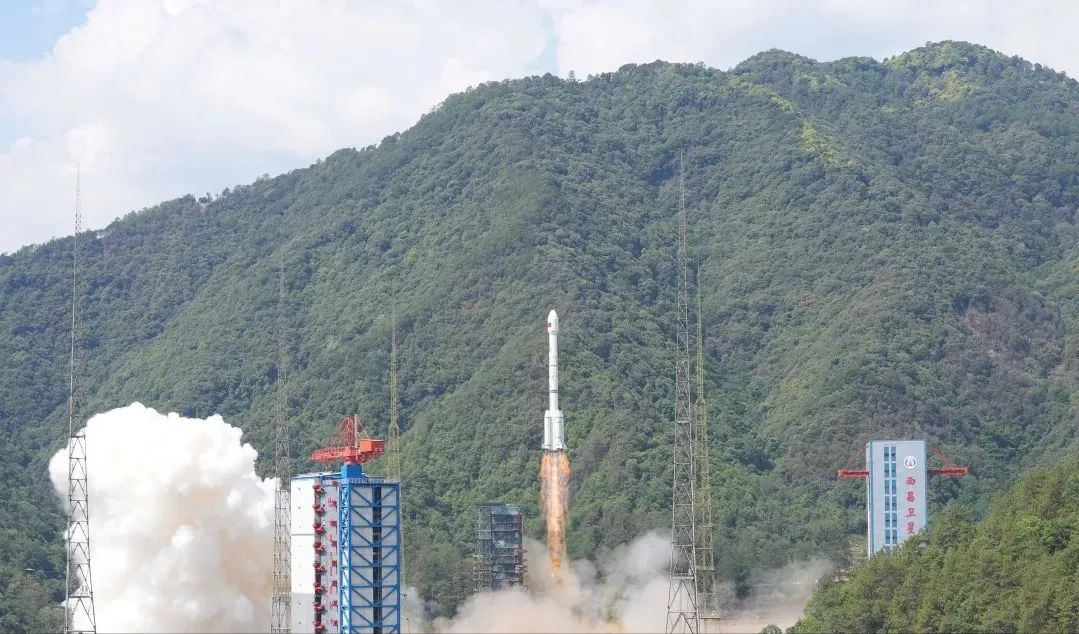 5月8日泰晶科技涨停：人形机器人，光通信，北斗导航概念热股