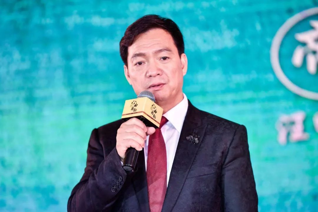 上海金融法院审结一起涉地产离岸美元债违约案