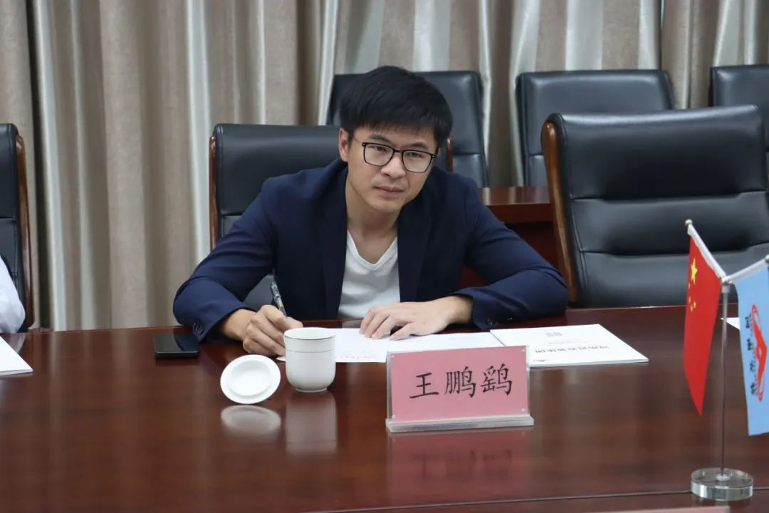 鹏鹞环保:5月8日合并普通账户和融资融券信用账户持有人数为32,125