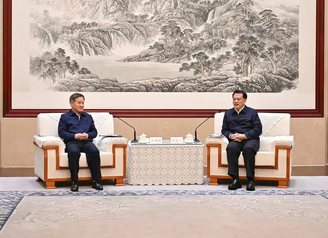 央行行长潘功胜到北京市分行调研:用好科技创新和技术改造再贷款等政策工具,推动科创金融工作走在前列