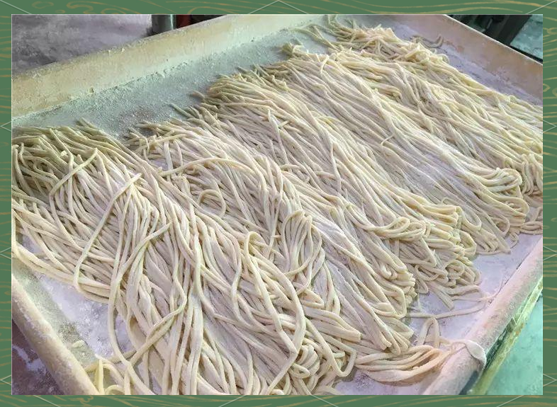 机器面穿上“手擀”马甲，克明食品致歉难掩主业萎缩之痛