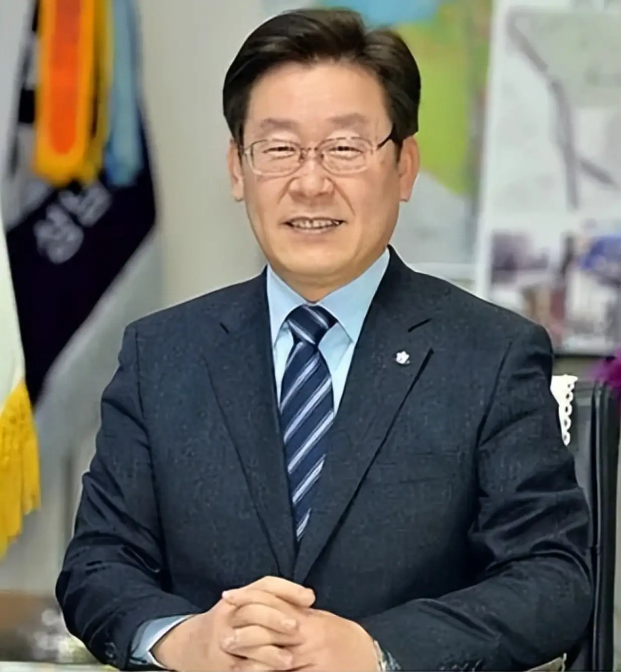 一度暴跌8% 李在明：韩股市被低估 黄仁勋：择机进场