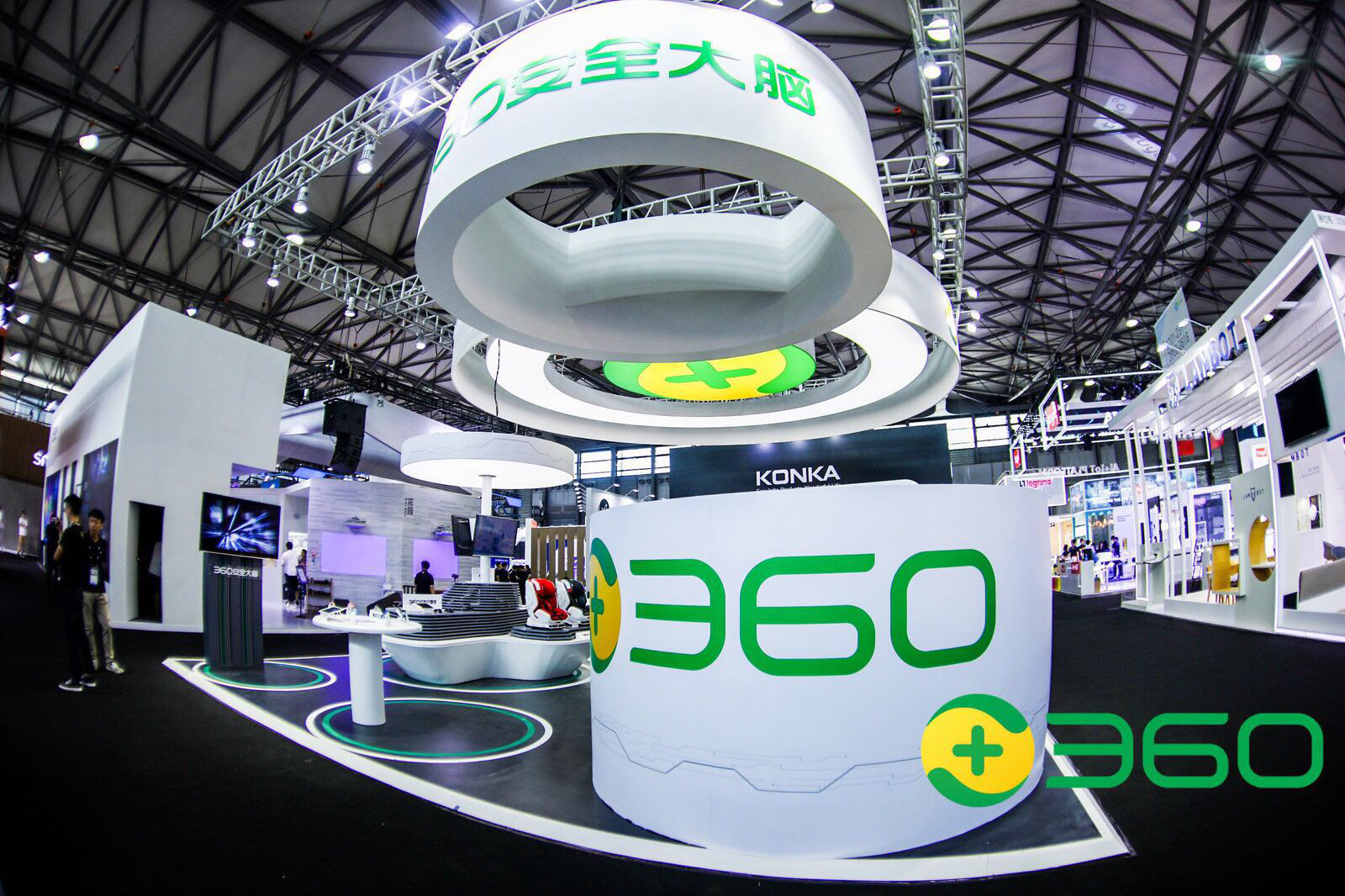 360潘剑锋:安全的老路走不通了 360首提智能体安全治理方案
